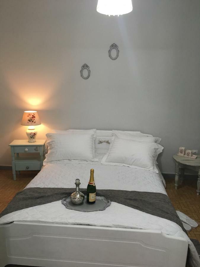 Villa Ermilia Kerveli Екстериор снимка