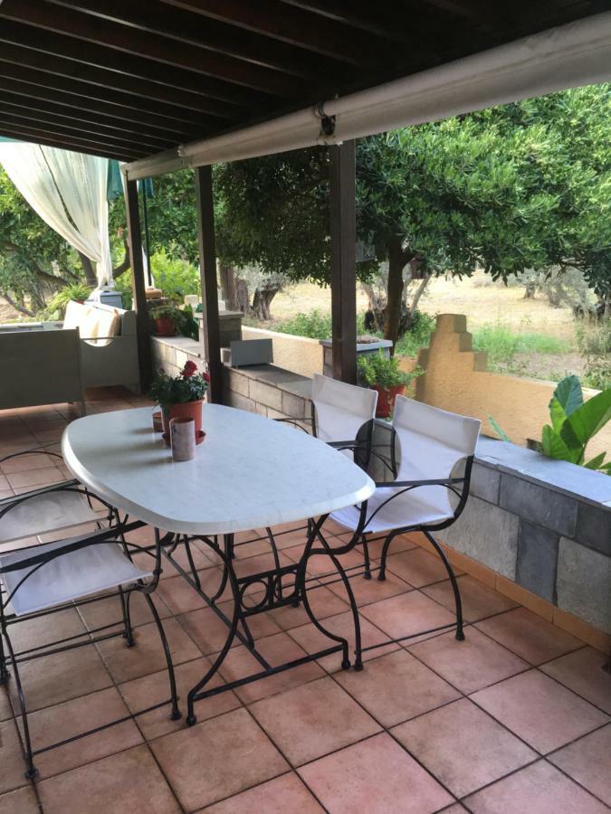 Villa Ermilia Kerveli Екстериор снимка